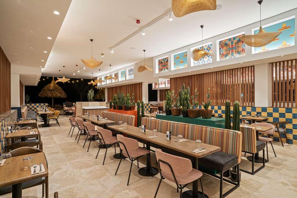 The Rif At Mangrove Beach Corendon All-Inclusive Curio 빌렘스타트 레스토랑 사진