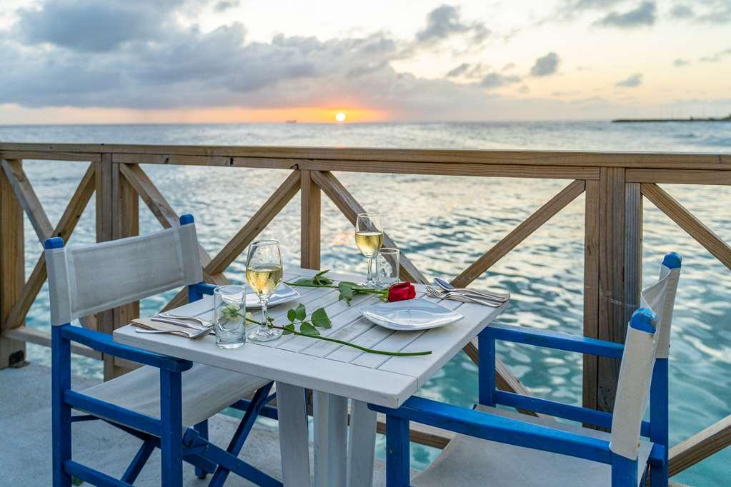 The Rif At Mangrove Beach Corendon All-Inclusive Curio 빌렘스타트 레스토랑 사진